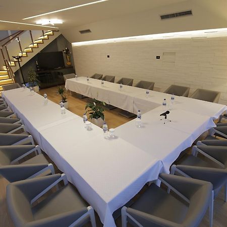 Hotel Bulqiza Bulqize Экстерьер фото